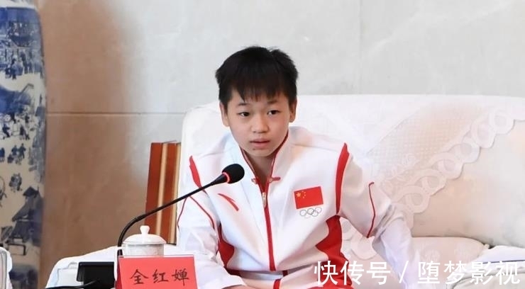 奧運(yùn)冠軍|全爸不會(huì)拒絕了！全紅嬋獲贈(zèng)豪車，斷更社媒20天，紅姐露面變黑了