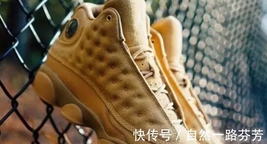 分量感 身上要保暖要风度,球鞋也不能忽视!秋冬配色暖意洋洋,暖到尖叫