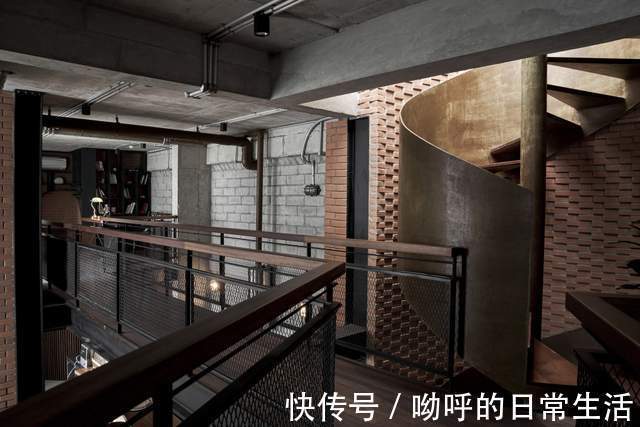 玻璃窗|什么是工业风?和如何选购装修