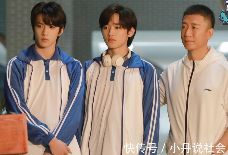 節目|《萌探探探案》播出后,又一推理類綜藝開錄關曉彤是唯一的女MC