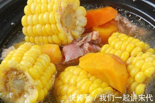 煮玉米还分冷水下锅和开水下锅,以前都白吃了,这样煮才健康