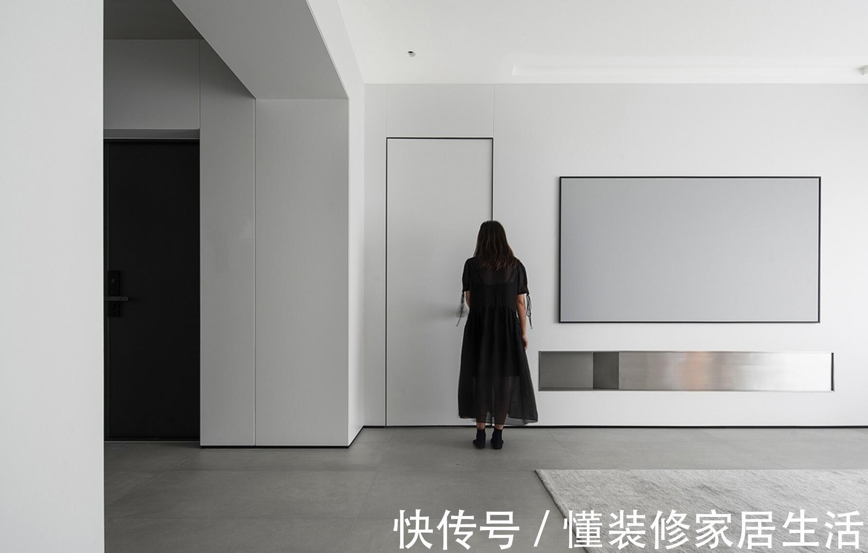 储物柜|为追求极简主义,她将新家装修得一尘不染,完工后太高级了