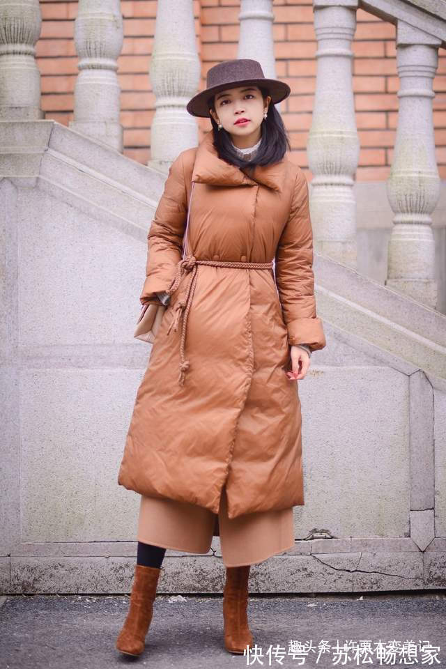 层次感 今年尽量少穿羽绒服配打底裤!学三木的“简约”搭配,优雅又高级