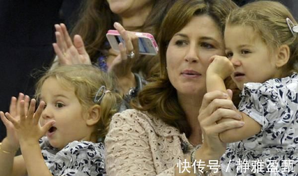 产妇|宝妈剖腹产后,伤口看着都疼,没俩个人扶连起床都难