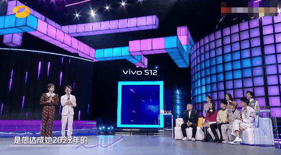 2022首个尴尬,新“快本”开播收视没眼看,乱糟糟看得人难受