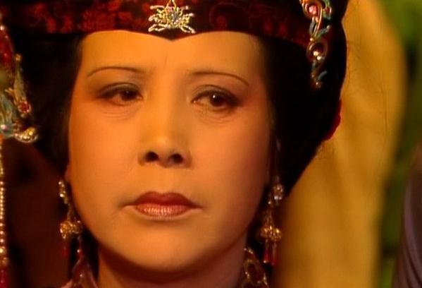 贾琏&红楼梦:邢夫人为什么不待见王熙凤?