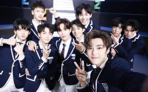 翟潇闻|李振宁是“在桃壶人”UNINE积极入团,运动会成R1SE扩招大会