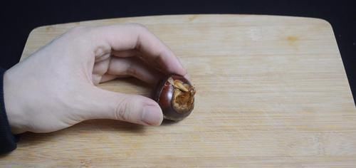 去皮|荸荠去皮原来这么简单，教你新办法，轻松剥出完整荸荠，太实用了