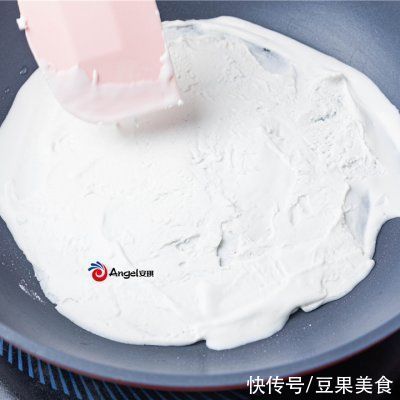 卡糖|香脆又软糯的花生糯米卷~层层有料，平底锅版