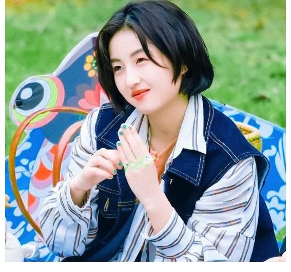 《恰好是少年》破66亿后,网友狂催第二季,原班人马是妄想?