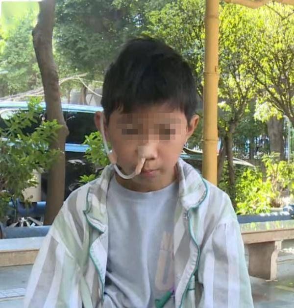 君君|12岁男孩患罕见病无法吞咽,爸爸哥哥有一个愿望