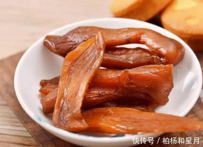 晒成|这4种蔬菜晒成干,比新鲜的还好吃,久放不坏,冬天炖肉特别香!