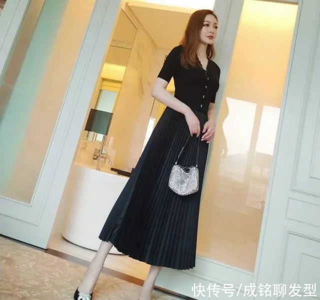 风采|气质女生的裙装搭配！不同裙子不同韵味，用时尚打造别样的女神范