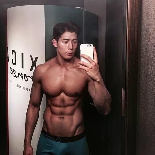 睡眠质量|那些停止健身,开始放纵的肌肉男,后来都怎么样了