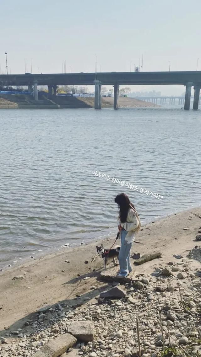 RM资讯：大神上班饭拍！狗哥INS相关！愚人节告白刘在石