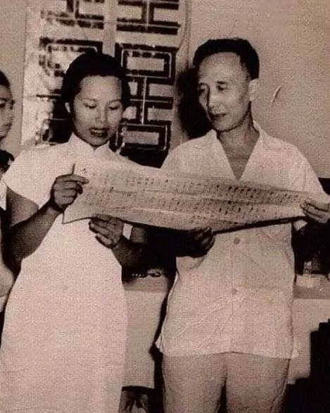 独自|她是日本人,毅然嫁中国文豪,独自抚养5子,晚年做一事感动中国