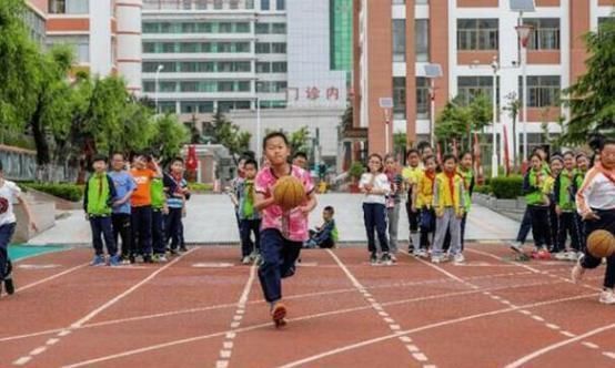 脾虚|9岁女孩一年长高20厘米，儿科主任：这习惯不错，父母们都学学