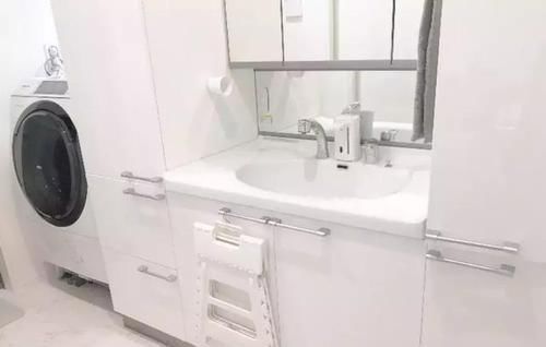 看了日本主妇的卫生间打扫，才知道20多年来我根本不懂打扫