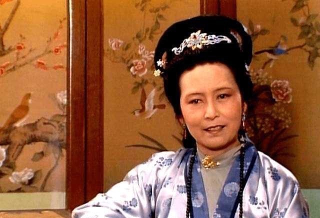 红楼梦|红楼梦:林黛玉和薛宝钗的差别有多大?比一比两个亲妈就知道了!