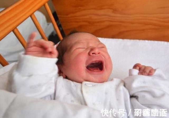 脂肪含量|为什么吃奶粉的孩子,比吃母乳的孩子长的胖?总结出四大点原因