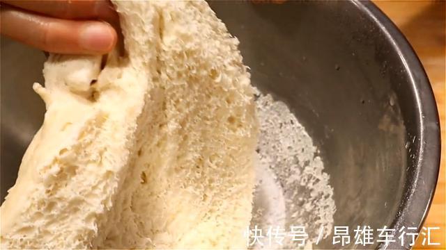 面粉|家里有红薯的试试这样做,上锅一蒸,蓬松暄软,比面包还好吃