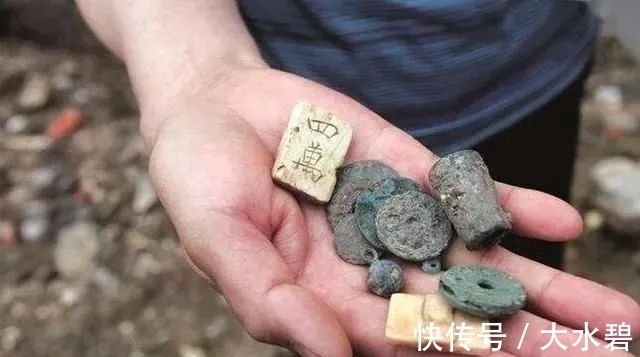 线菌|男子手摸一物后住院7次，这种古玩不要随便乱摸，不小心会丢命!