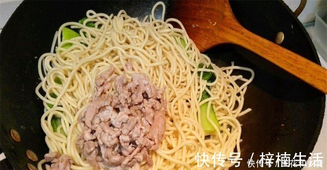 炒面|好吃不过炒面,记住这些诀窍,一出手便成精品美食!