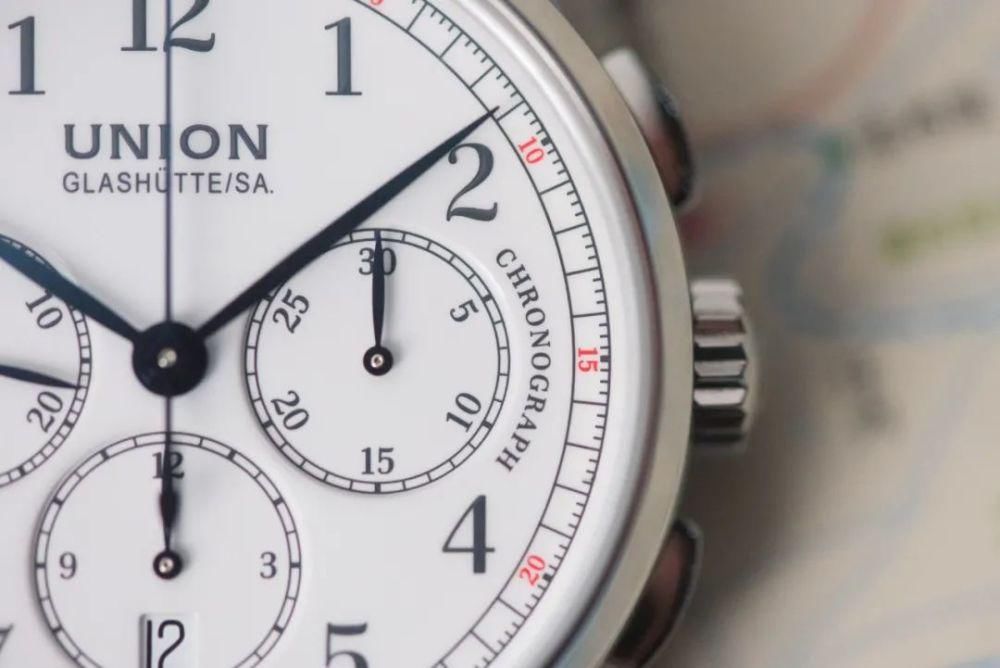 买过PP、朗格的他，多年后竟然被一只2万的手动计时打动了