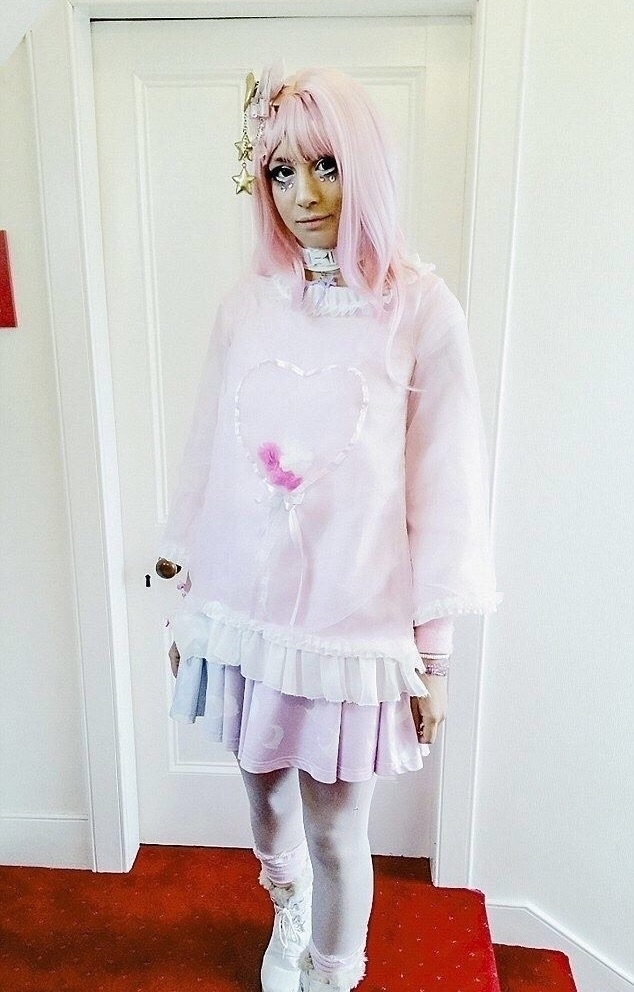 化妆|这化妆技术比整容还高,每天花3个小时化妆,变身成”芭比娃娃“