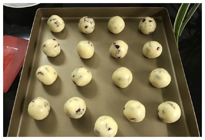 快手早餐面包,不用发酵,不用出膜,Q弹酥脆,出炉孩子就吃3个