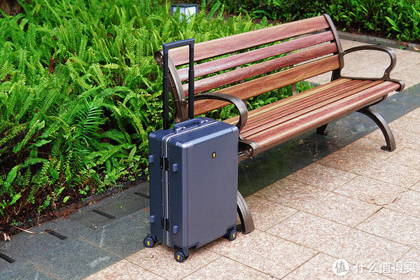 运动户|运动户外 篇五:地平线8号POWER行李箱,恰到好处的高级感