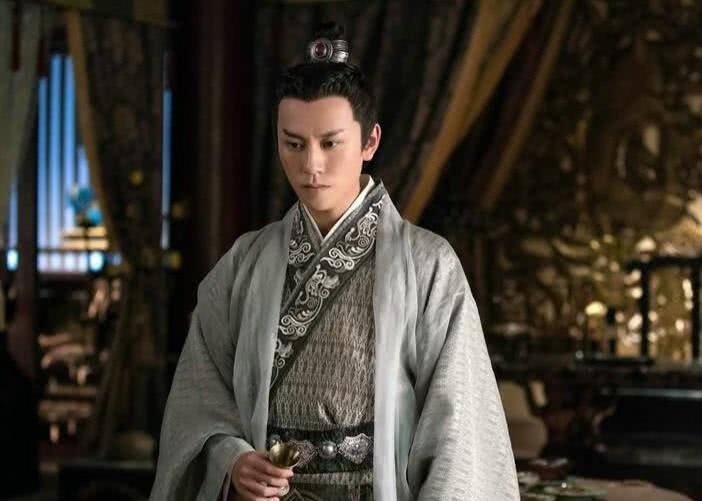 卷子|陆游考试得了第一名,秦桧却特地撕掉他的卷子,这是为何?