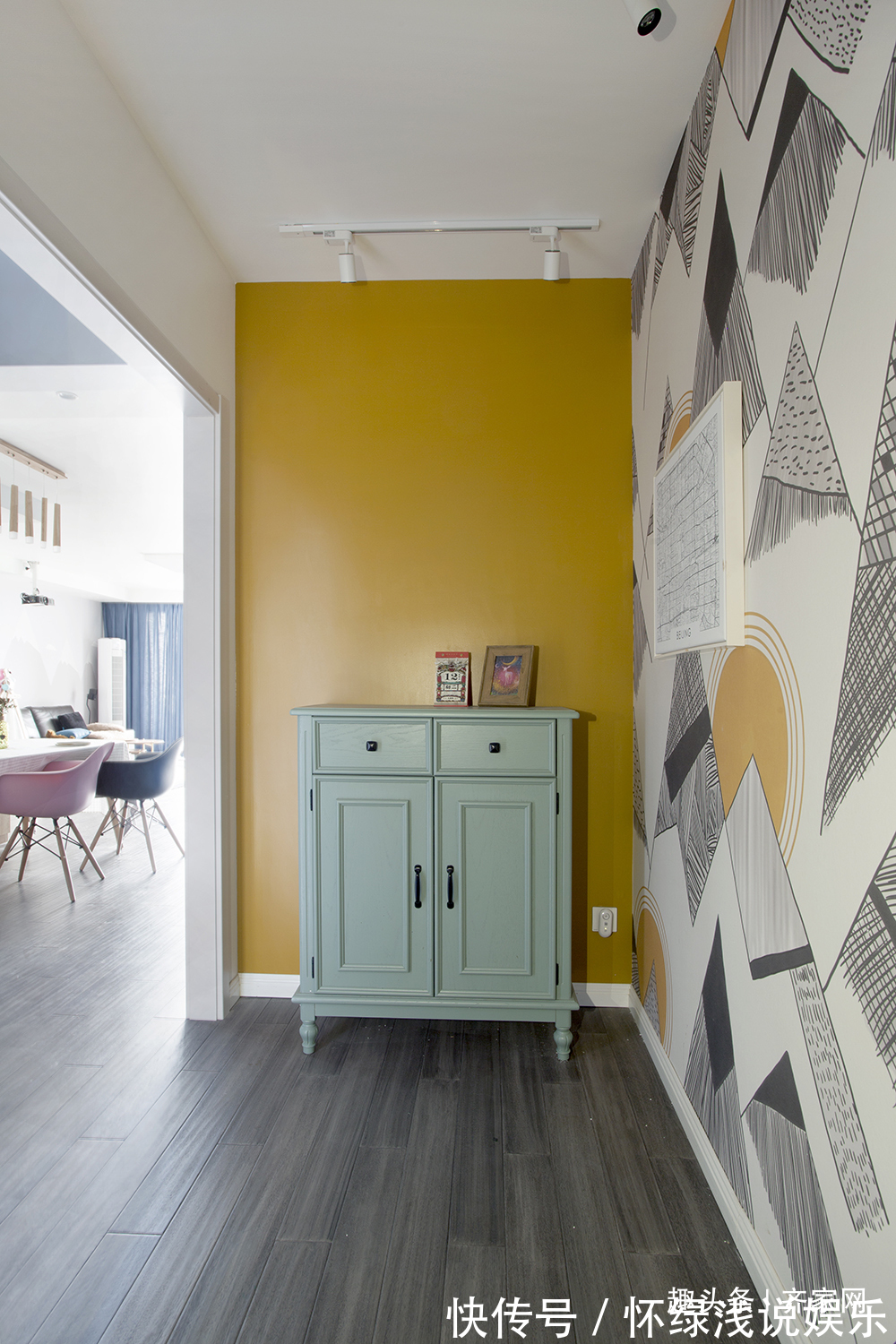 背景墙|混搭风格三居,儿童房和客厅相互呼应,一家人在一起的幸福!