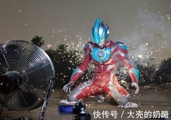 奥特曼|「不止游戏」奥特曼这款「爷爷级」的IP怎么又双叒叕火了?