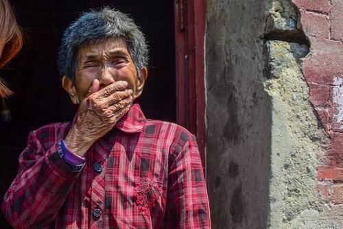 营养物质|因为喝了奶奶一碗汤,13岁女孩骨骺线提前闭合,被医生怒斥太无知