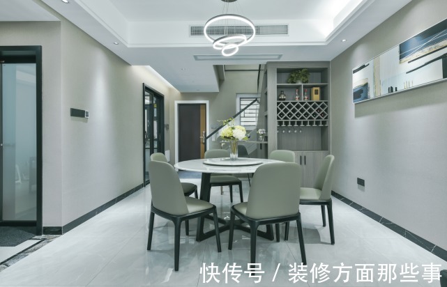 电视背景墙|140平现代简约三居室复式,给人一种宁静、优雅的感觉