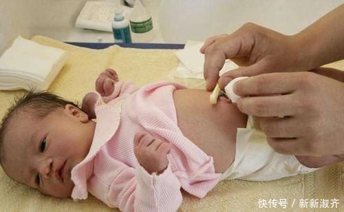 肚脐|宝宝这四个部位，再脏也不要随便洗，有时候妈妈懒一点孩子更健康