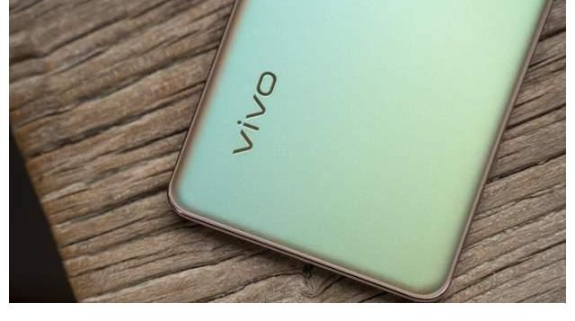 处理器|新年换新机！vivo S12系列满足你对高颜值人像的追求