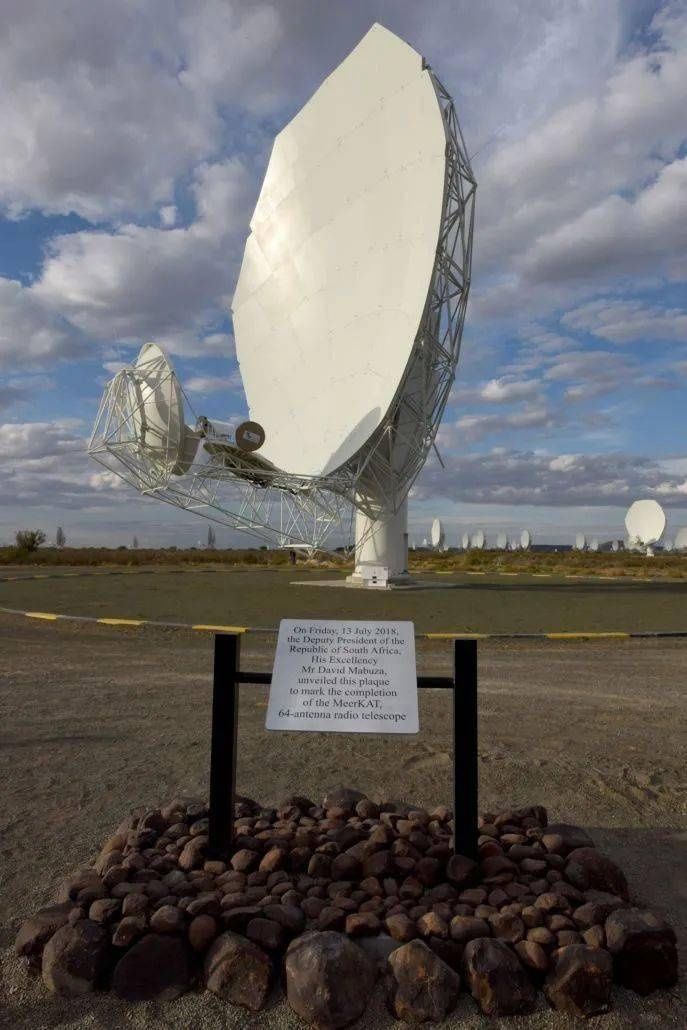 探查宇宙，从沟通心灵开始