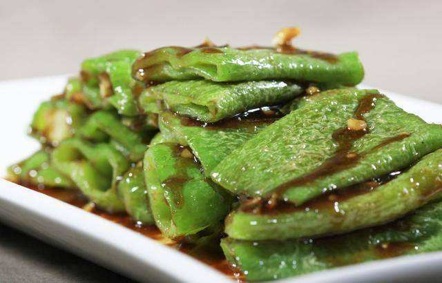 衰老|女性想要皮肤好,常吃3种食物,排毒润肤,延缓衰老,肌肤能水嫩