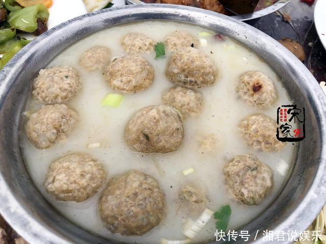宴席|农村330元一桌的宴席,鸡鸭鱼肉都有,利润在哪