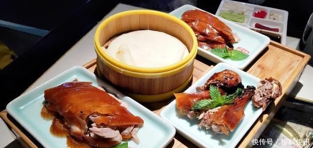 全聚德吃烤鸭,上面明明还有肉,师傅却不片了,说4个字最有效