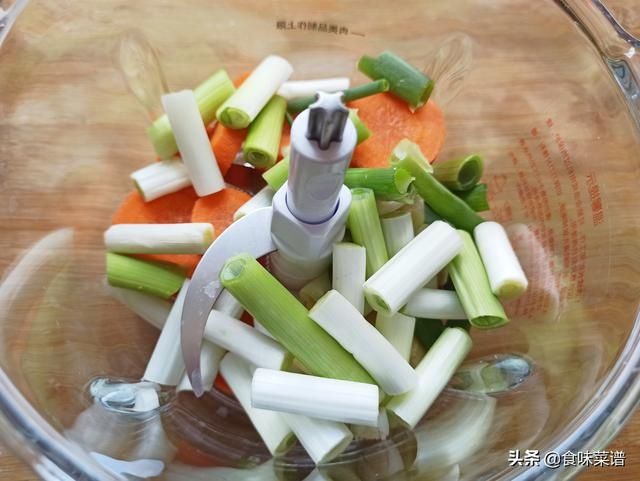 肉馅|饺子皮别浪费了，教你4种创新吃法，皮脆馅香，上桌孩子们抢着吃