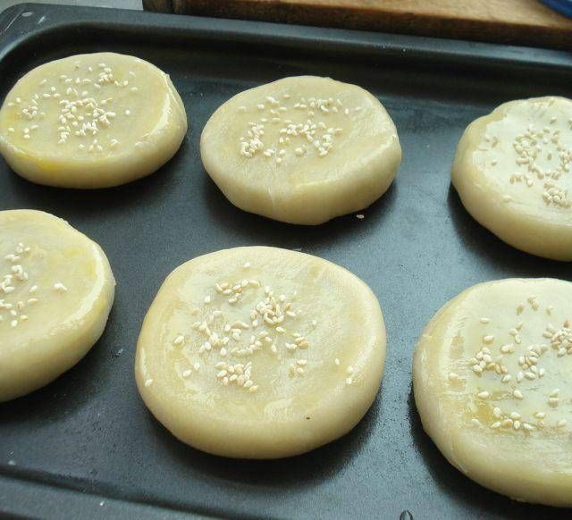 手工|自制绿豆酥饼,香酥可口,皮薄馅大,教你手工制作