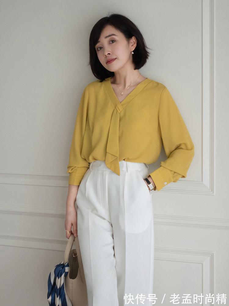 搭配|秋季不要瞎打扮,针织衫搭配百褶裙温柔优雅又保暖,美得高级