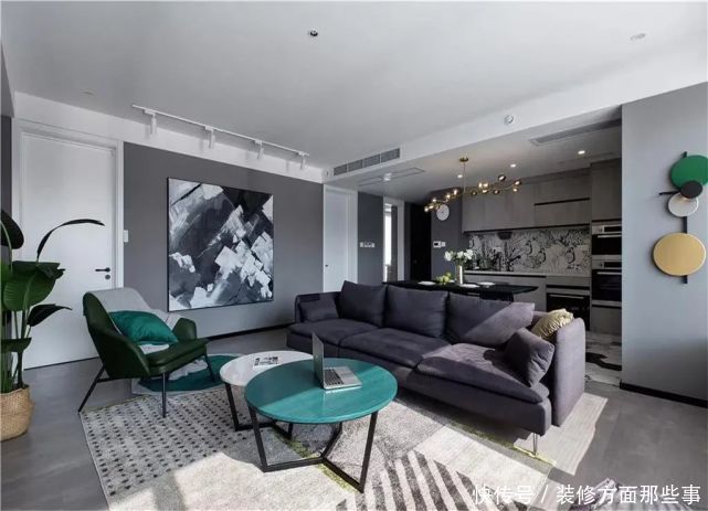 北欧|136平的北欧三居室,加入孔雀绿、复古木色轻奢范的色彩!