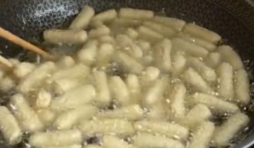 告诉|想吃芝麻条别买了,配方和手法告诉你,自己在家做,又香又酥