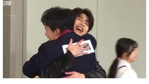 mc|《奔跑吧》预告：宋雨琦离开，迎回老成员，看清他：蔡徐坤乐坏了