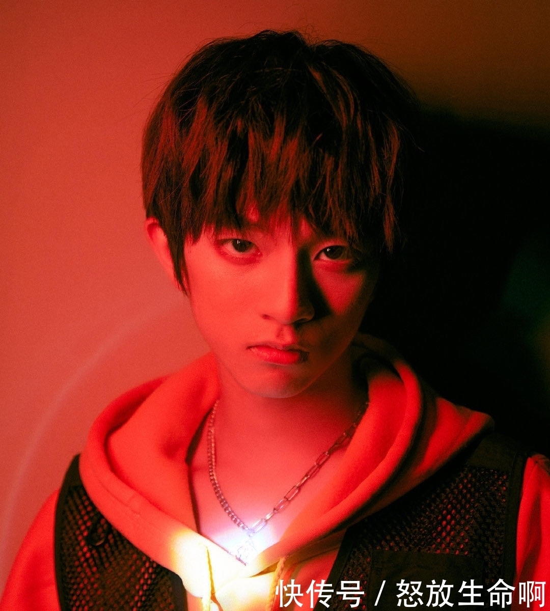 余景天|青春有你确定没成团,九名成员签约一年,资源不理想