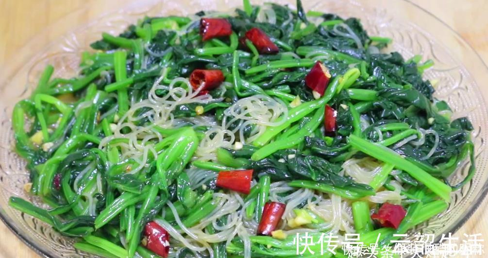 爽口|饭店的凉拌菠菜太好吃,秘诀教给你,3分钟学会,上桌开胃又下饭